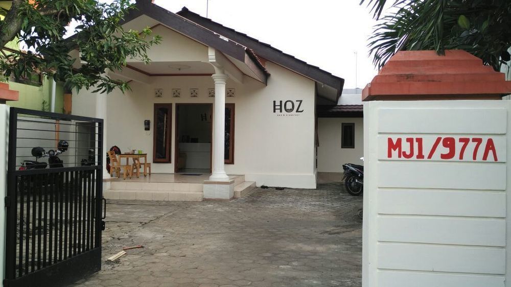 Hoz Bed & Breakfast 요그야카르타 외부 사진
